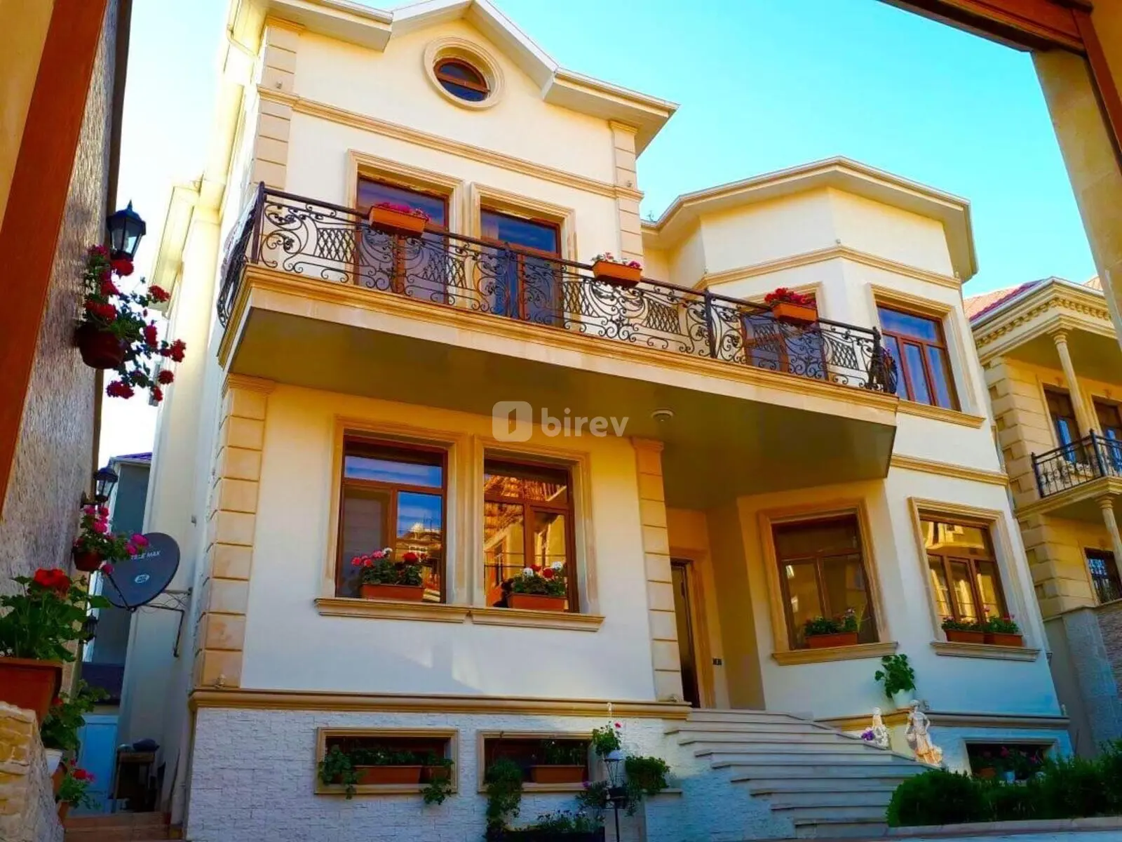 7 otaqlı həyət evi, Bakıxanov q., Tahir Hacıyev küç., Sabunçu rayonu — şəkil 1