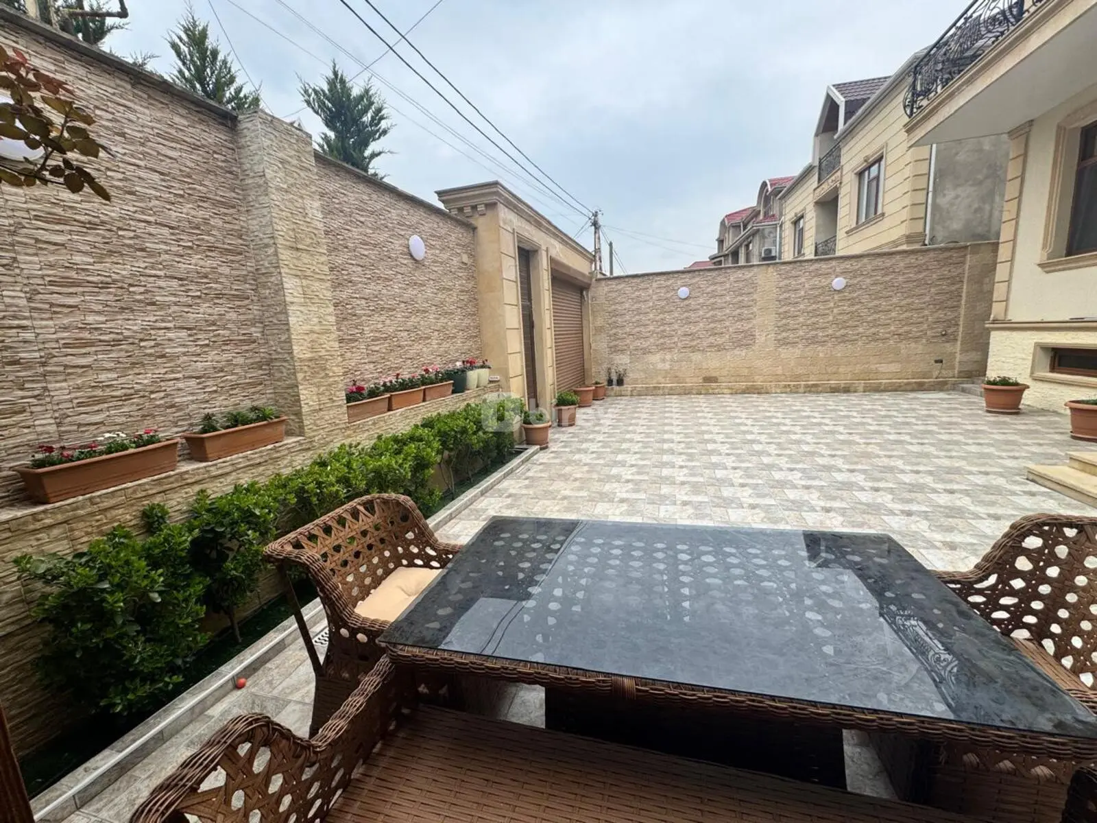 7 otaqlı həyət evi, Bakıxanov q., Tahir Hacıyev küç., Sabunçu rayonu — şəkil 2