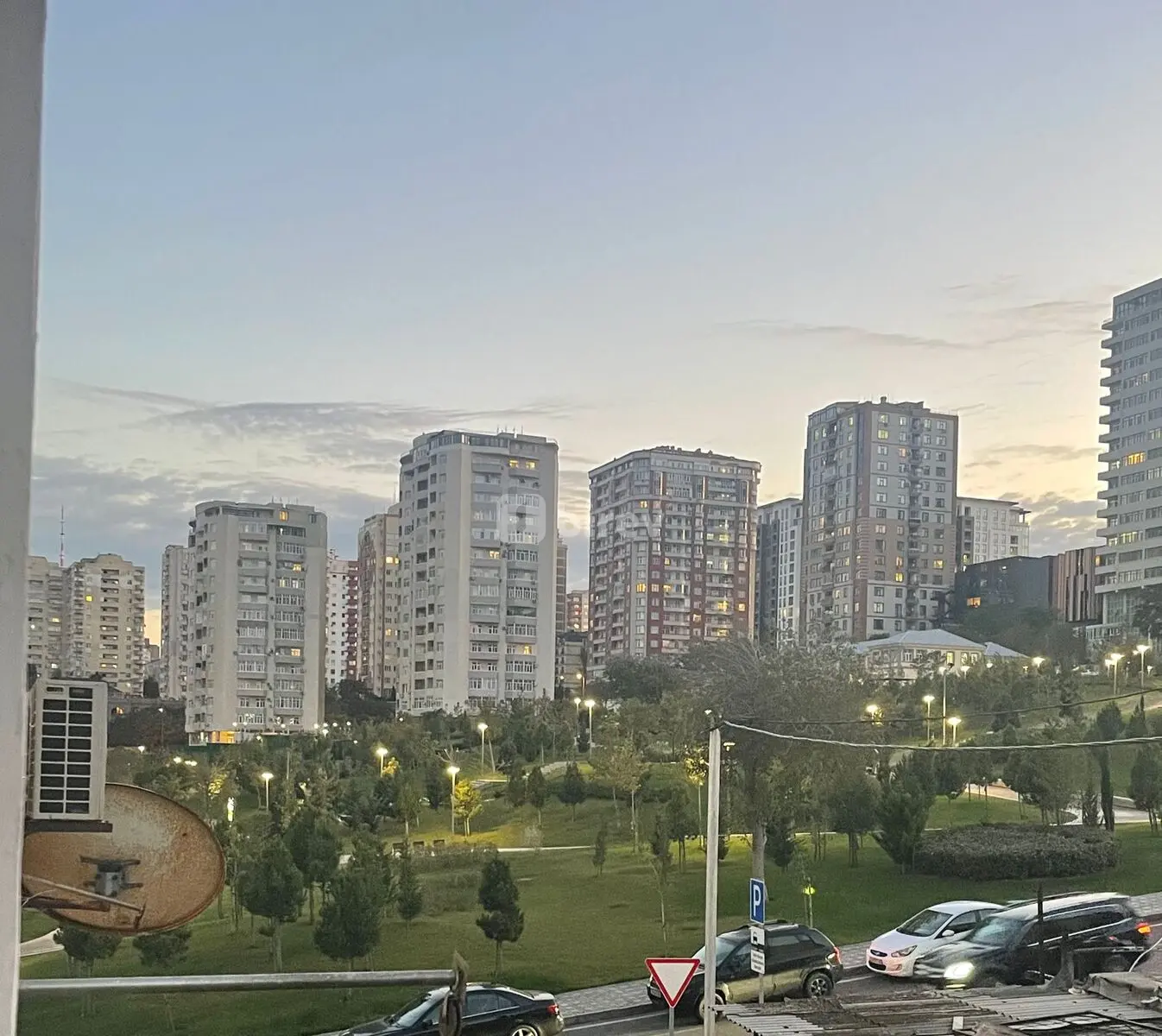 2 otaqlı mənzil, Yasamal rayonu, Mirzə Ağalıyev k., Bakı şəhəri — şəkil 1