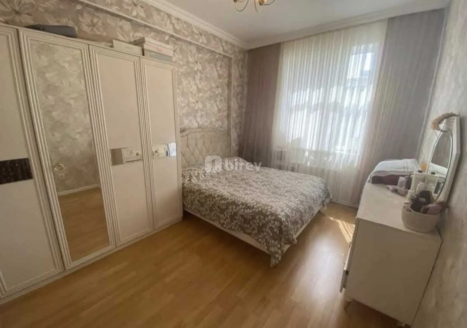 2 otaqlı mənzil, Xətai rayonu, Sarayevo küç., Bakı şəhəri — şəkil 1