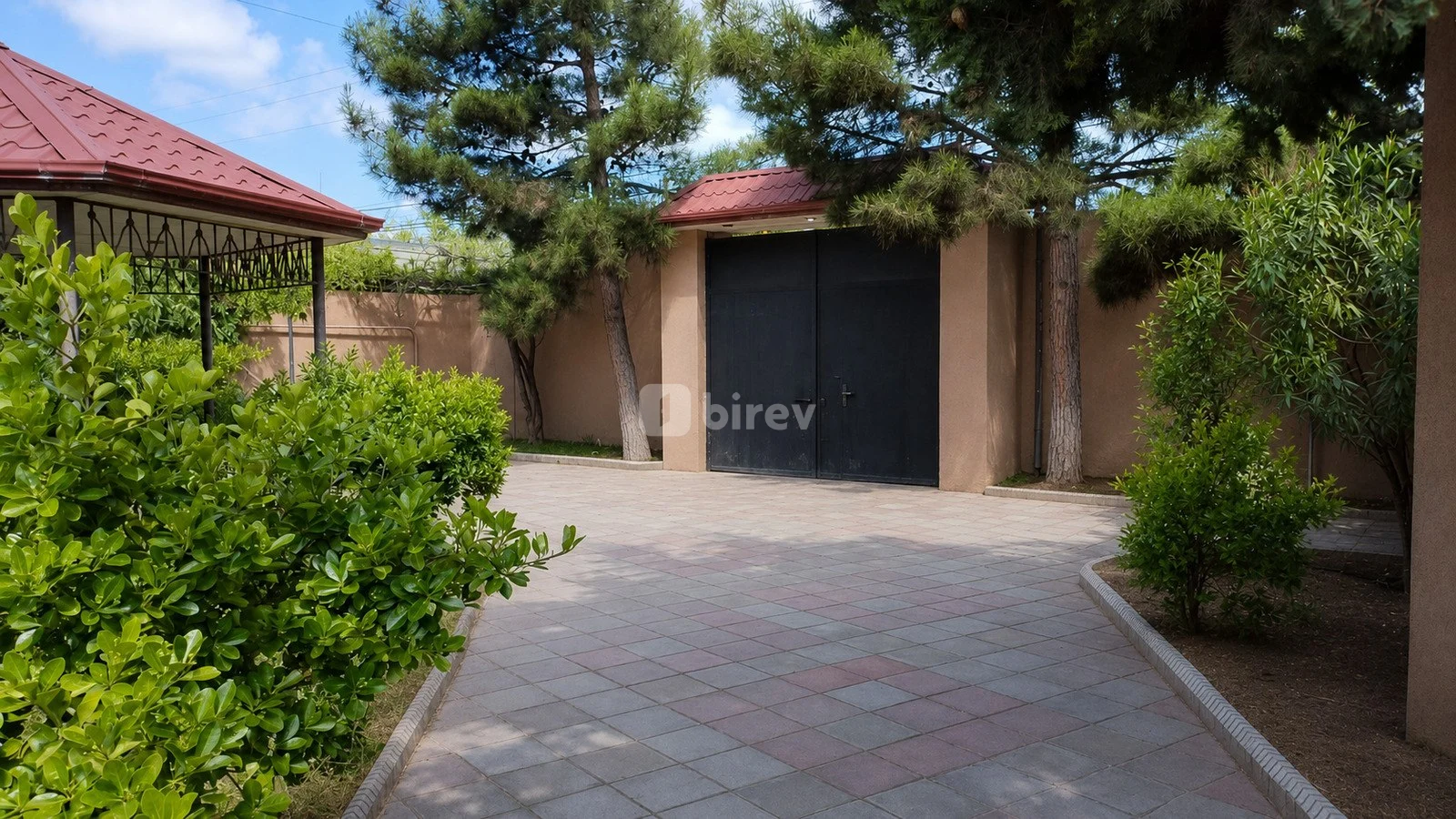 6 otaqlı həyət evi, Novxanı q., Qaçaq Nəbi küçəsi, Abşeron rayonu — şəkil 1