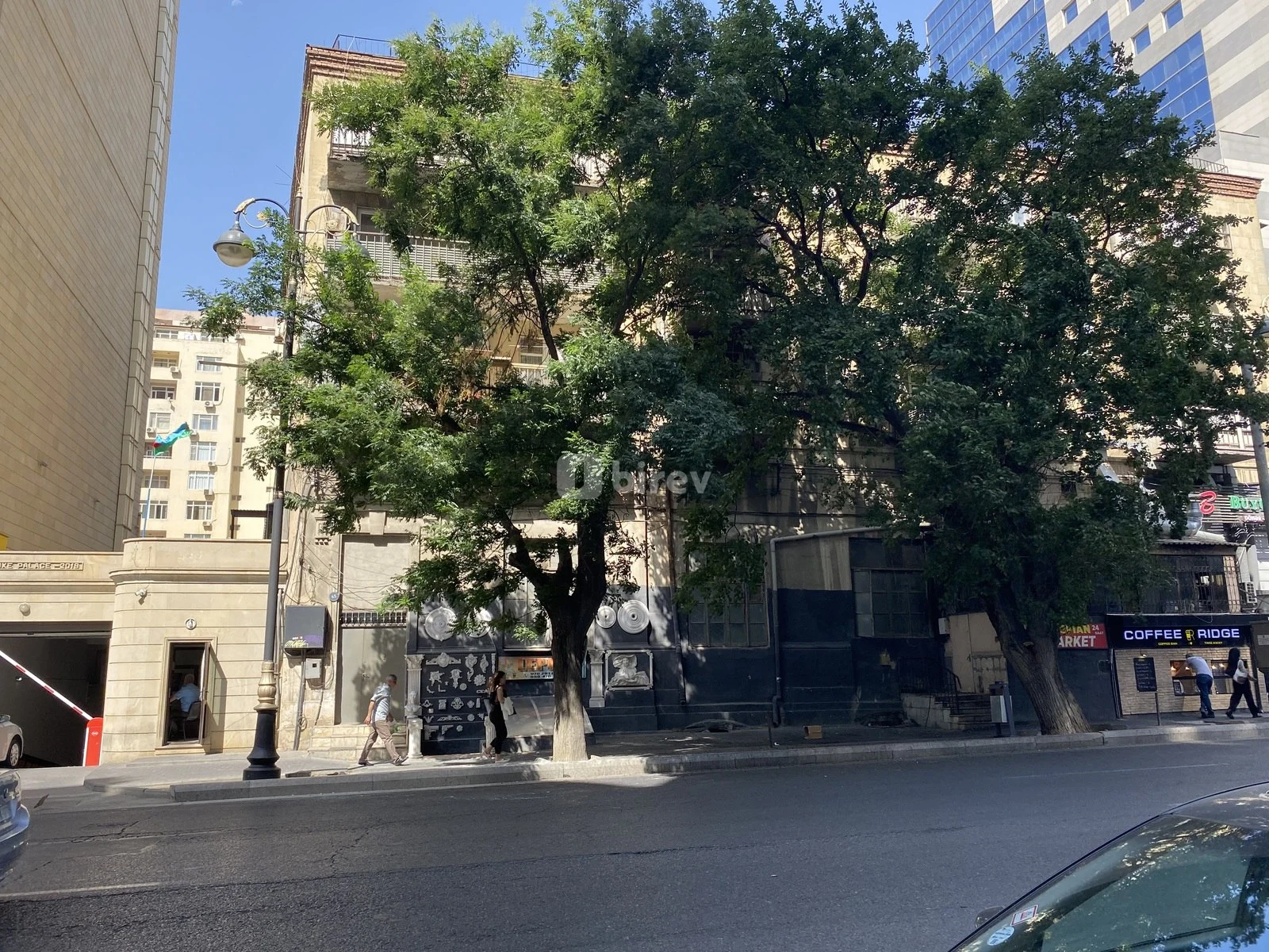 3 otaqlı mənzil, Yasamal rayonu, Cəfər Cabbarlı küçəsi 45, Bakı şəhəri — şəkil 1