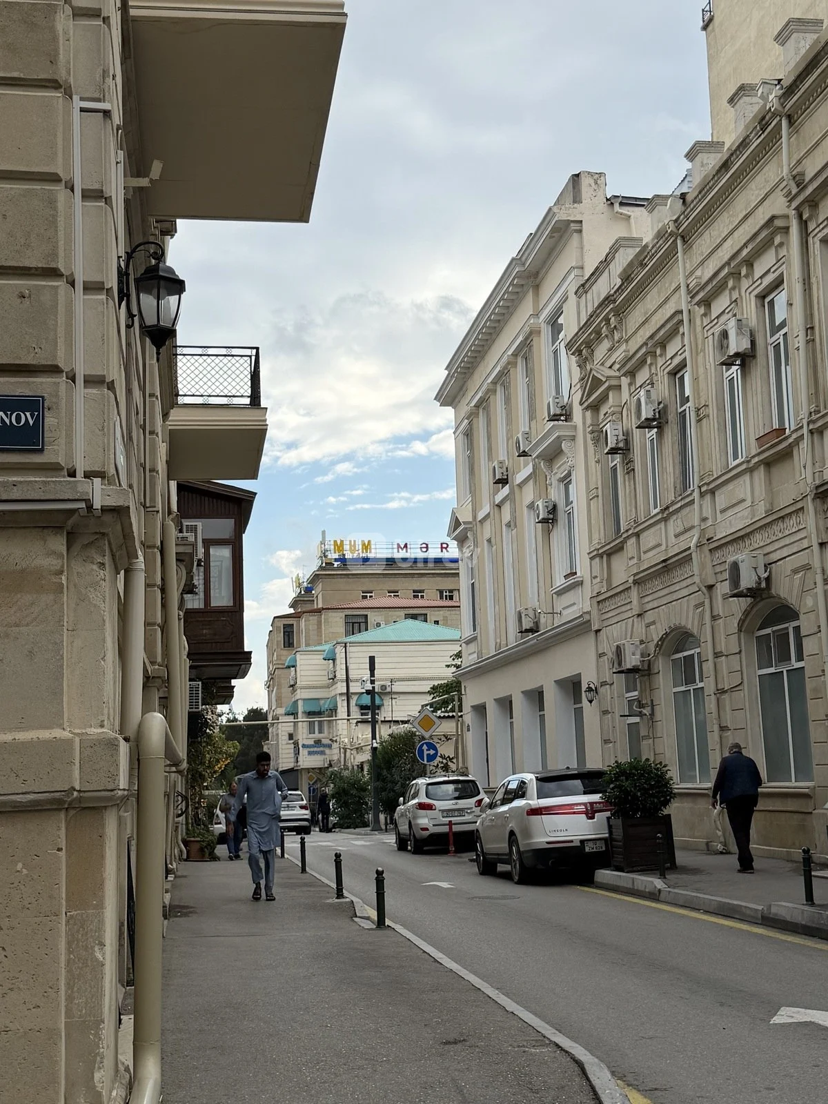 2 otaqlı mənzil, Yasamal rayonu, Təbriz Xəlilbəyli küçəsi, Bakı şəhəri — şəkil 2