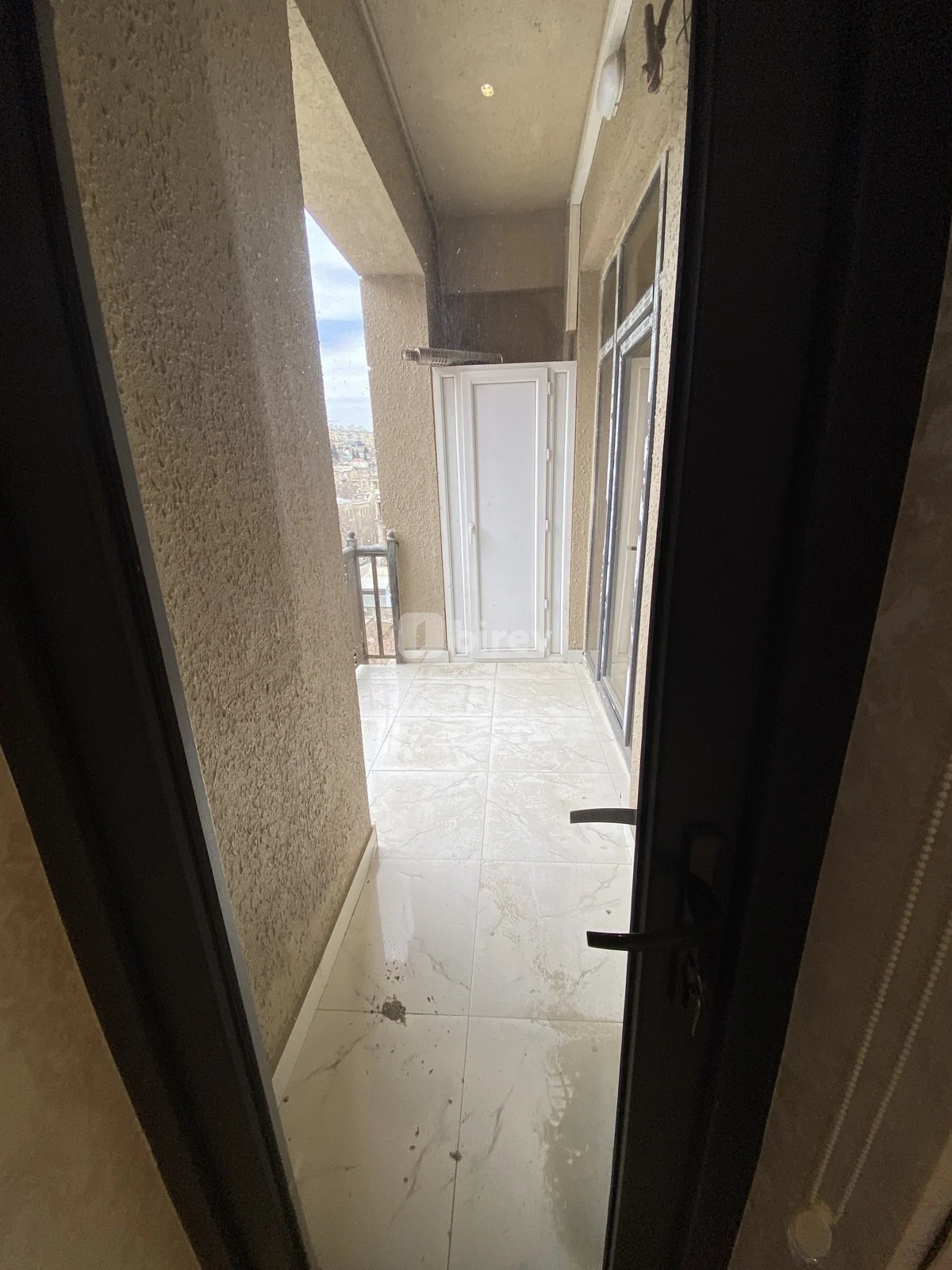 2 otaqlı mənzil, Bayıl q., Neftçi Qurban küç., 42., Səbail rayonu — şəkil 11