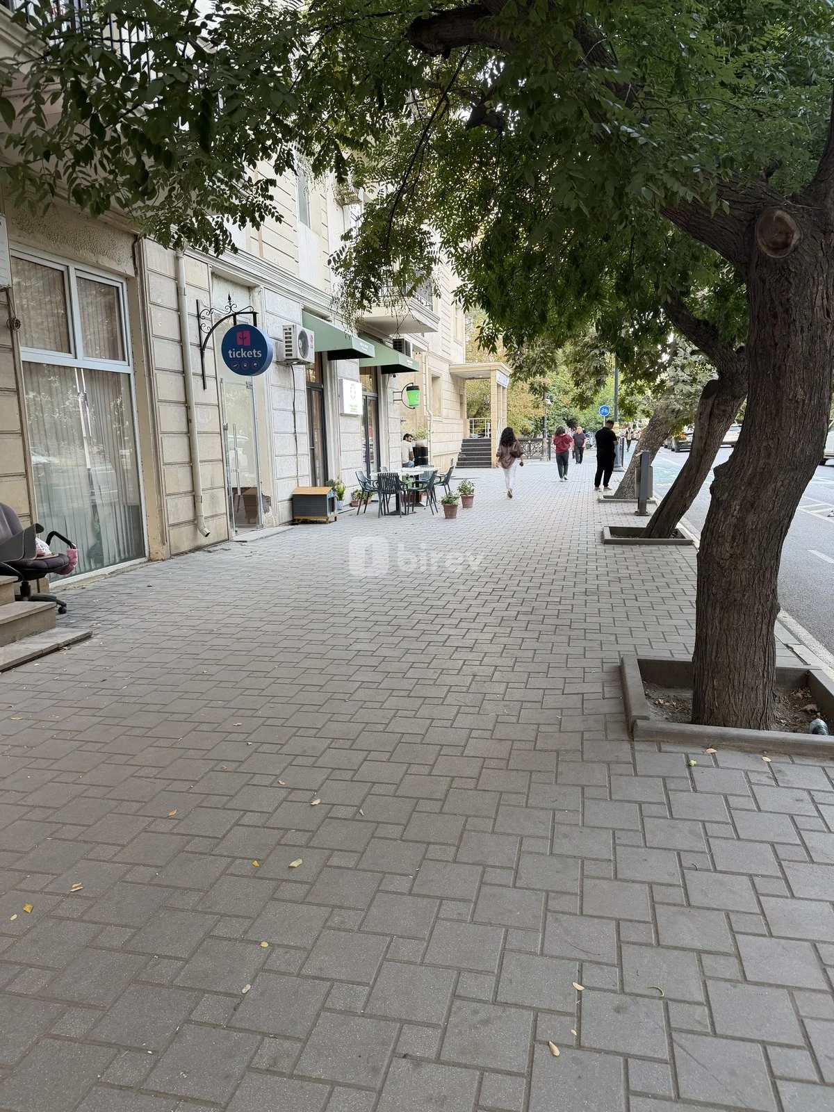 Obyekt, Nəsimi rayonu, Nizami küçəsi 221, Bakı şəhəri — şəkil 1