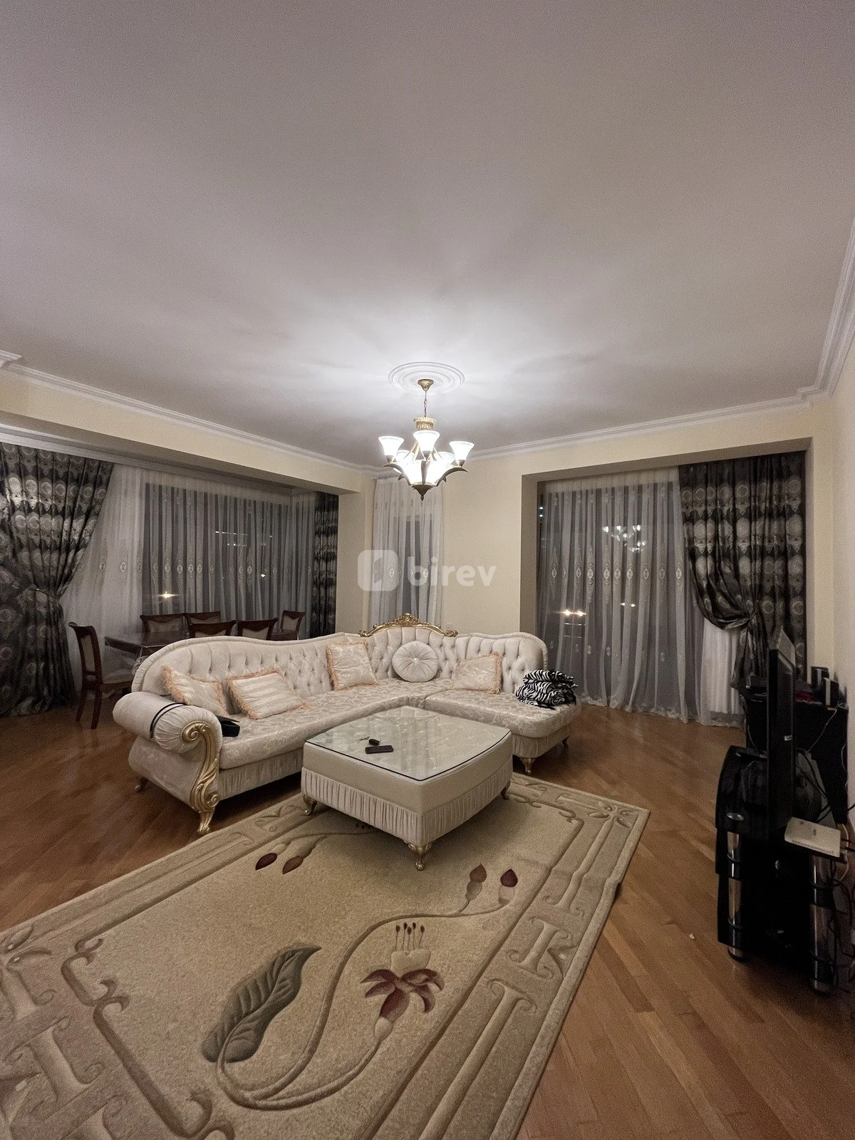 4 otaqlı mənzil, Səbail rayonu, Əhməd Cavad küçəsi, Bakı şəhəri — şəkil 1