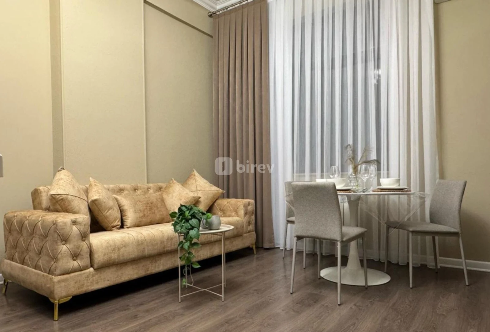3 otaqlı mənzil, Kubinka q., Salatın Əsgərova küçəsi 149, Nəsimi rayonu — şəkil 1