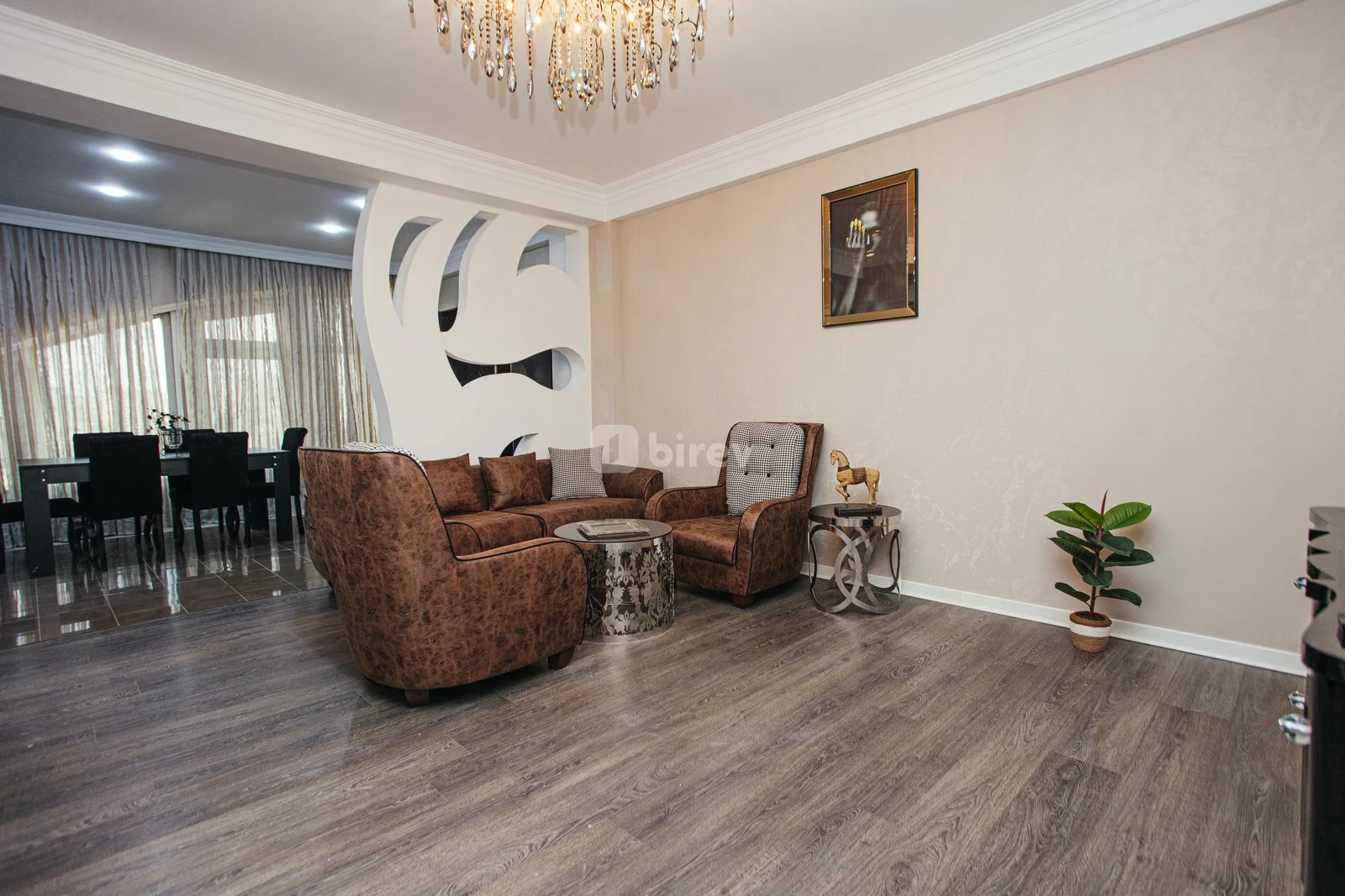 3 otaqlı mənzil, Yasamal rayonu, Əlibəy Hüseynzadə küçəsi, Bakı şəhəri — şəkil 1