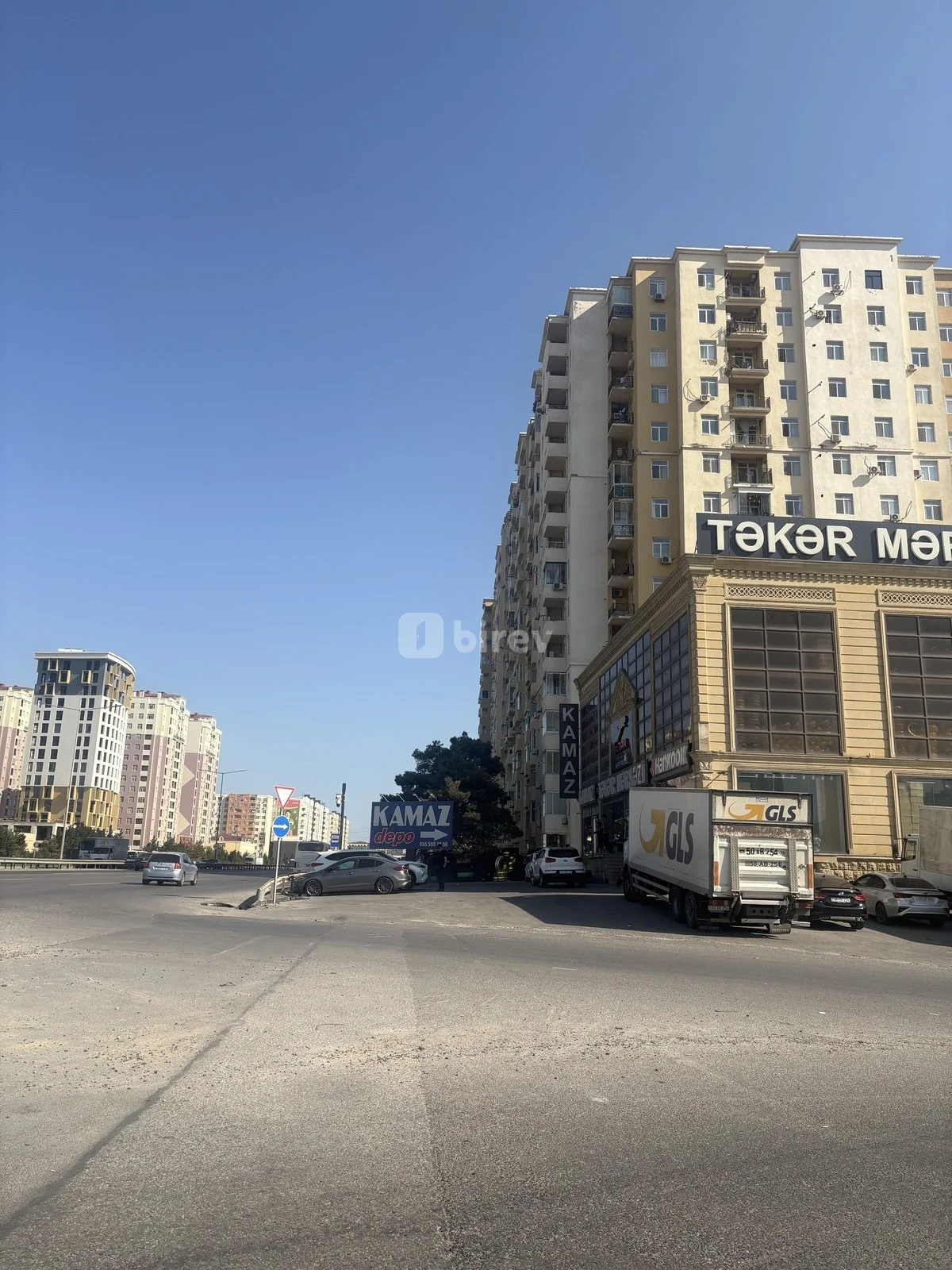 2 otaqlı mənzil, Xırdalan q., Həsən Əliyev küçəsi, Abşeron rayonu — şəkil 1