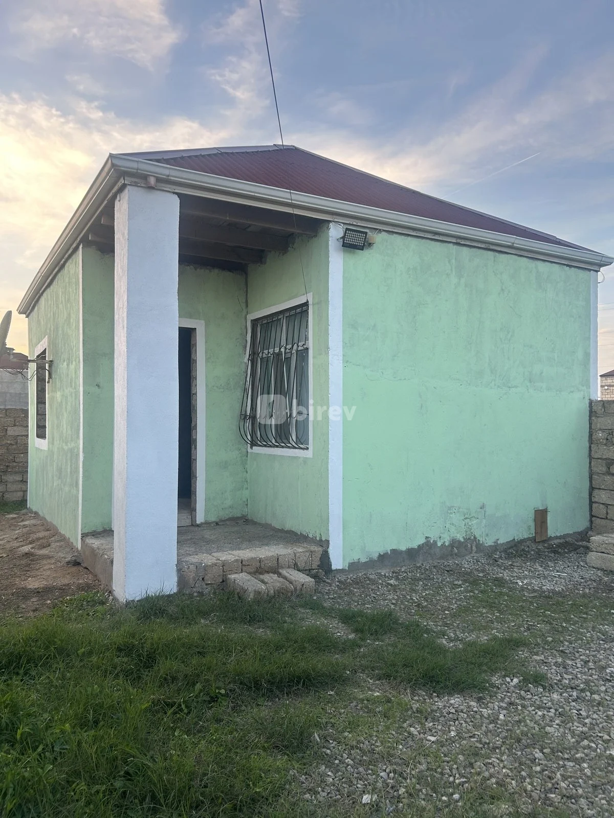 2 otaqlı həyət evi, Hövsan q., Hövsan qəs., Suraxanı rayonu — şəkil 1