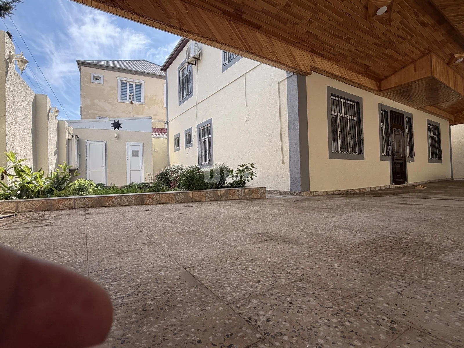 5 otaqlı həyət evi, Abşeron rayonu, Zabrat-Məmmədli yolu, Bakı şəhəri — şəkil 1