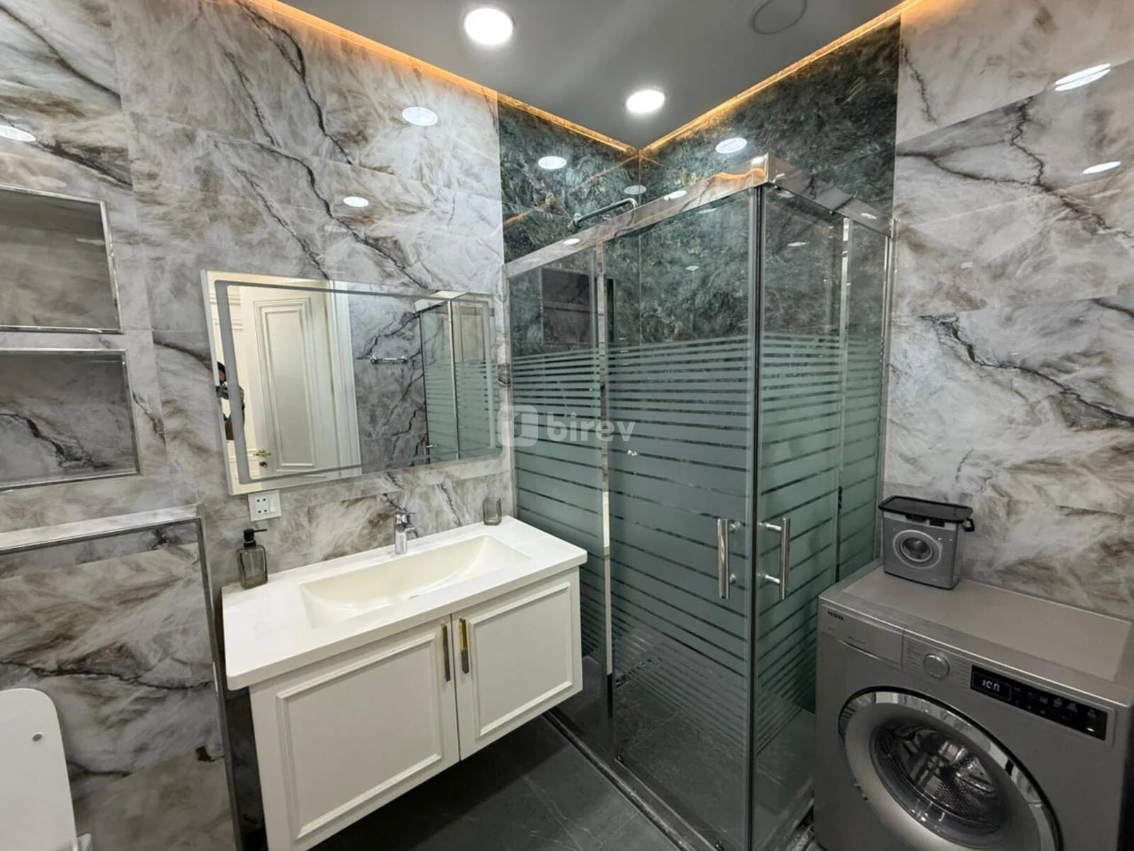 4 otaqlı mənzil, Yasamal rayonu, Grand Hayat yaşayış kompleksi, Bakı şəhəri — şəkil 8