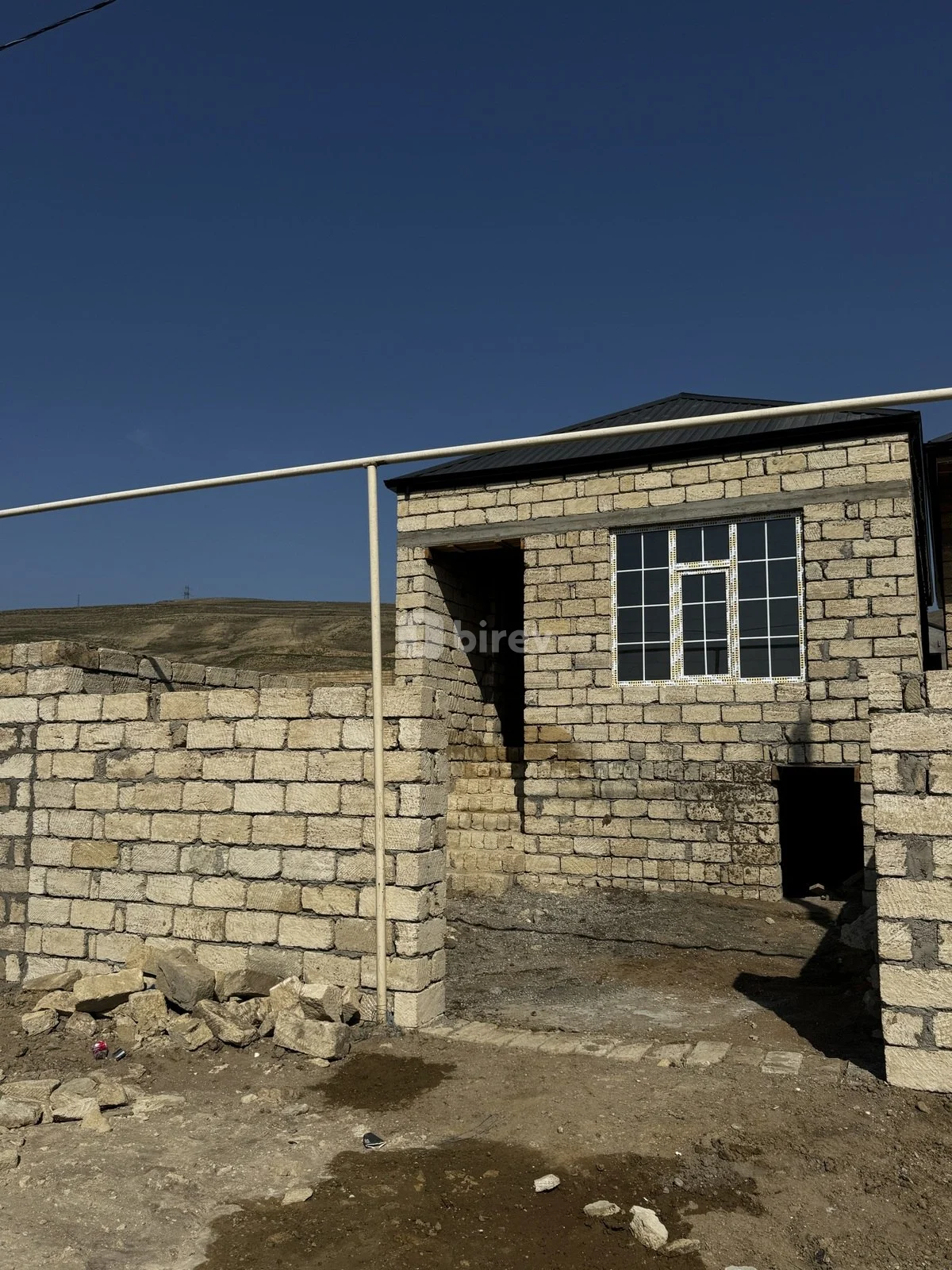 2 otaqlı həyət evi, Qobu q., Qobu qəsəbəsi, Abşeron rayonu — şəkil 1