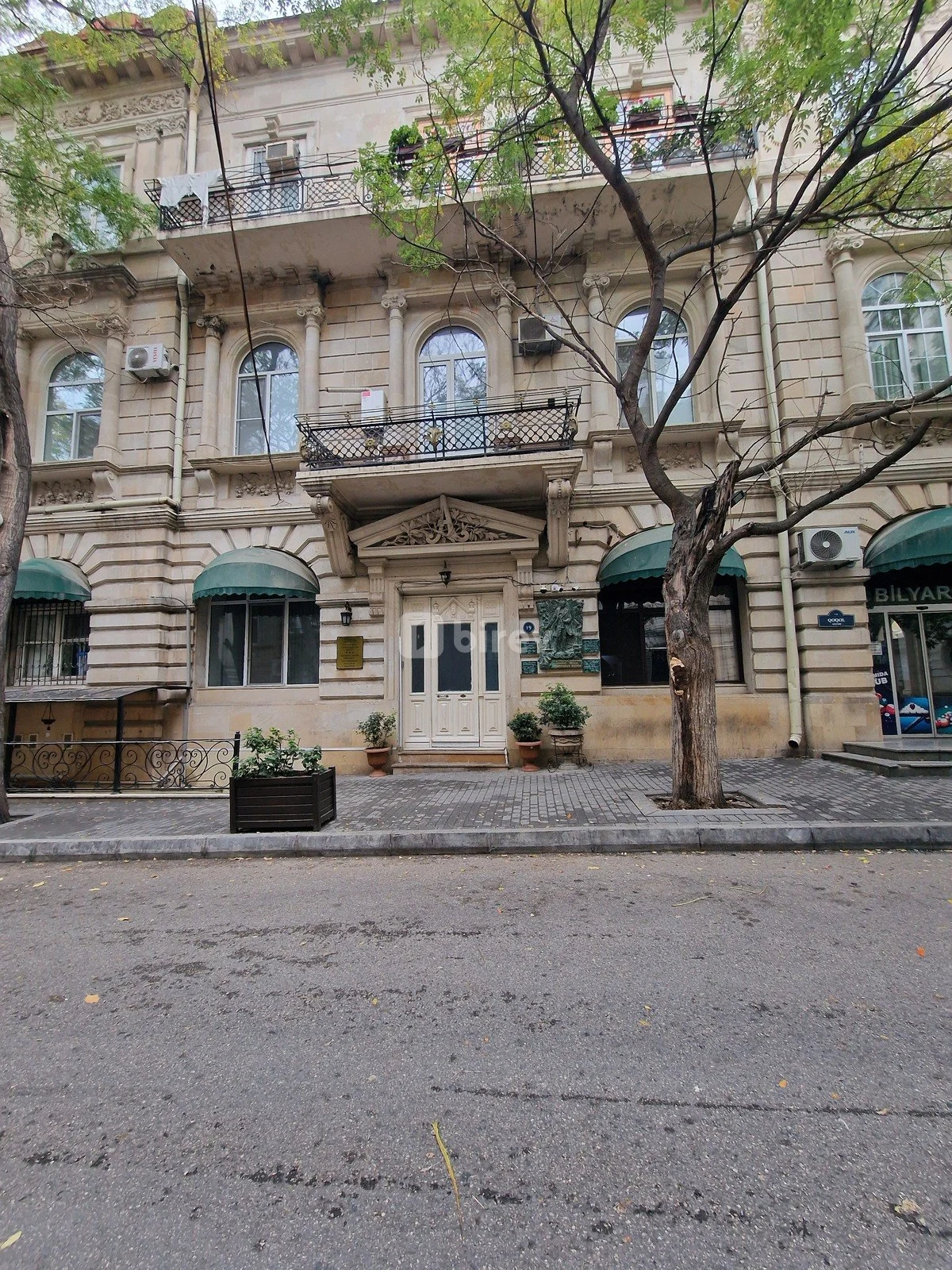 3 otaqlı mənzil, Nəsimi rayonu, Mərdanov Qardaşları küçəsi 20, Bakı şəhəri — şəkil 1