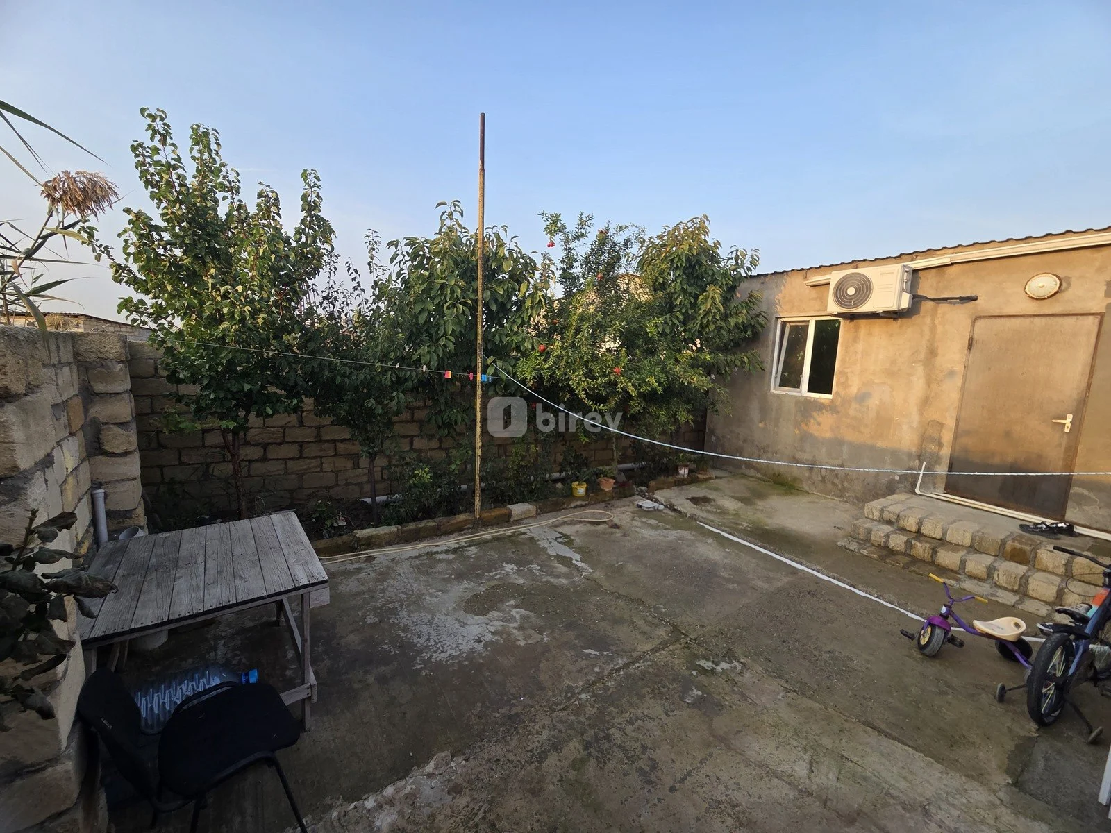 3 otaqlı həyət evi, Biləcəri q., Qurtuluş küçəsi, Binəqədi rayonu — şəkil 1