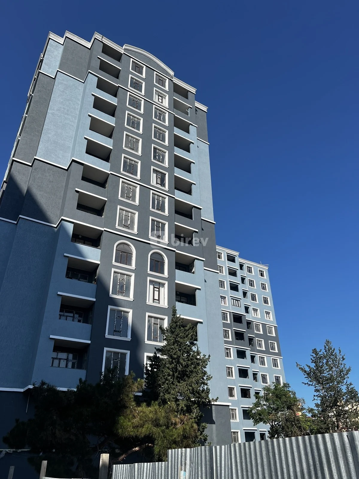 3 otaqlı mənzil, 5-ci mikrorayon, 20 Yanvar küçəsi., Nəsimi rayonu — şəkil 1