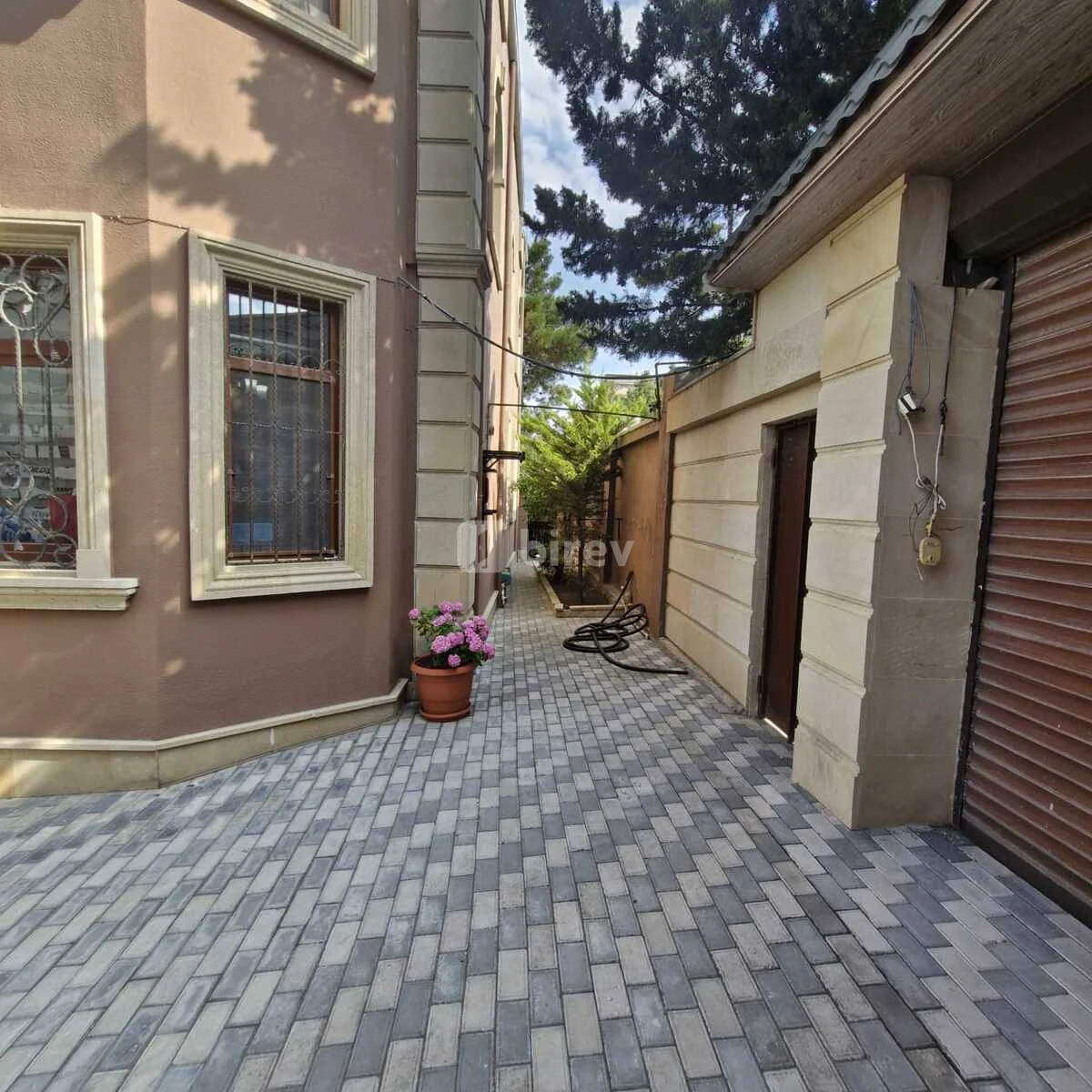 8 otaqlı həyət evi, Nizami rayonu, Şamliq küç., Bakı şəhəri — şəkil 18