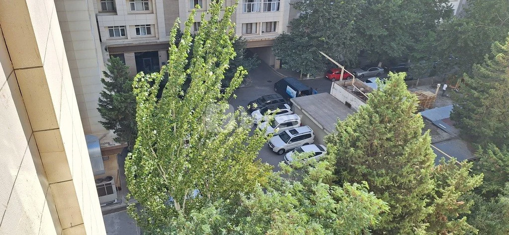 4 otaqlı mənzil, Səbail rayonu, İzzət Nəbiyev küç., Bakı şəhəri — şəkil 6