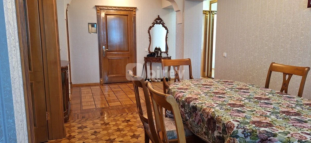 4 otaqlı mənzil, Səbail rayonu, İzzət Nəbiyev küç., Bakı şəhəri — şəkil 10
