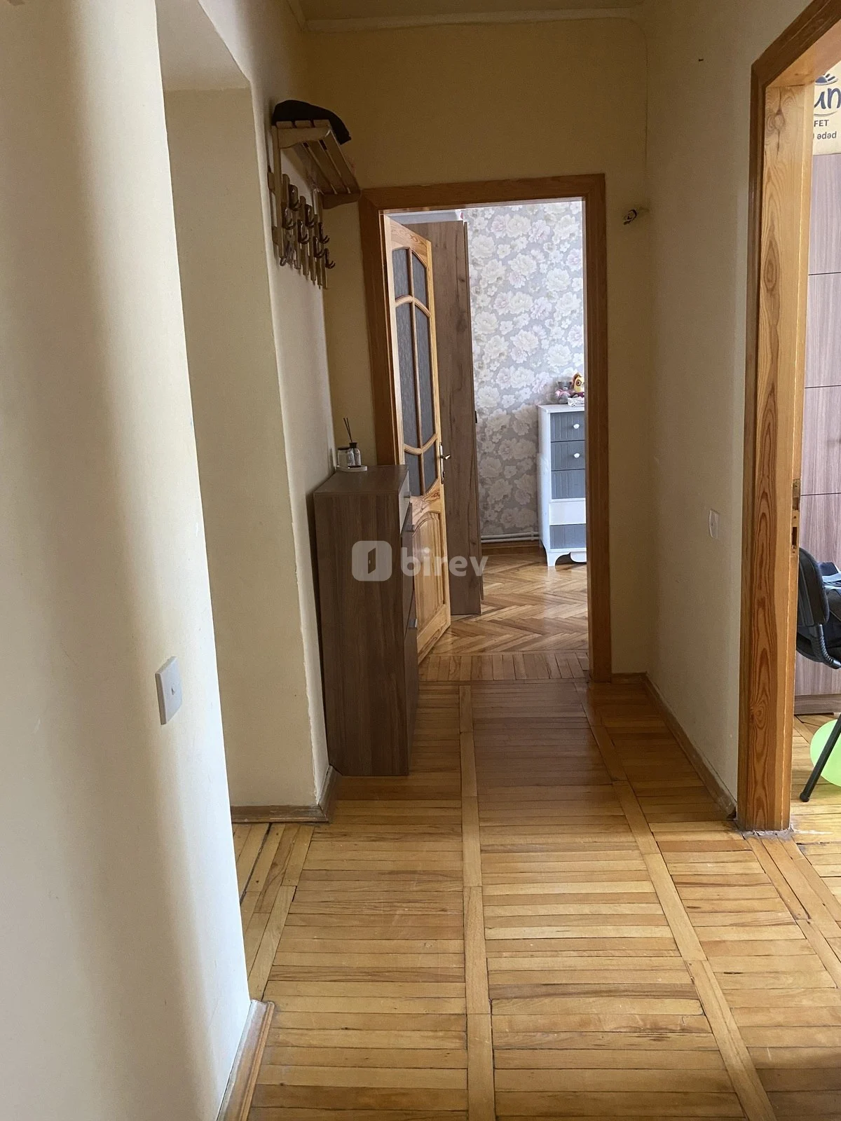 4 otaqlı mənzil, 8-ci kilometr q., Cəmşid Naxçıvanski 61, Nizami rayonu — şəkil 1