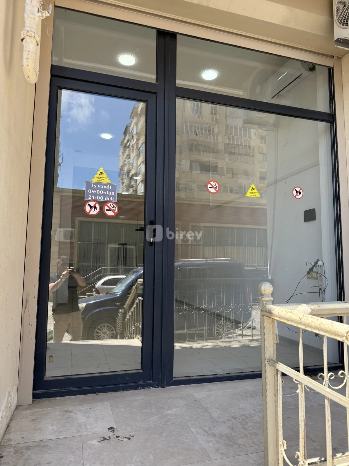 Obyekt, Yeni Yasamal q., Abdulla Qarayev küçəsi, giriş 64D, Yasamal rayonu — şəkil 1