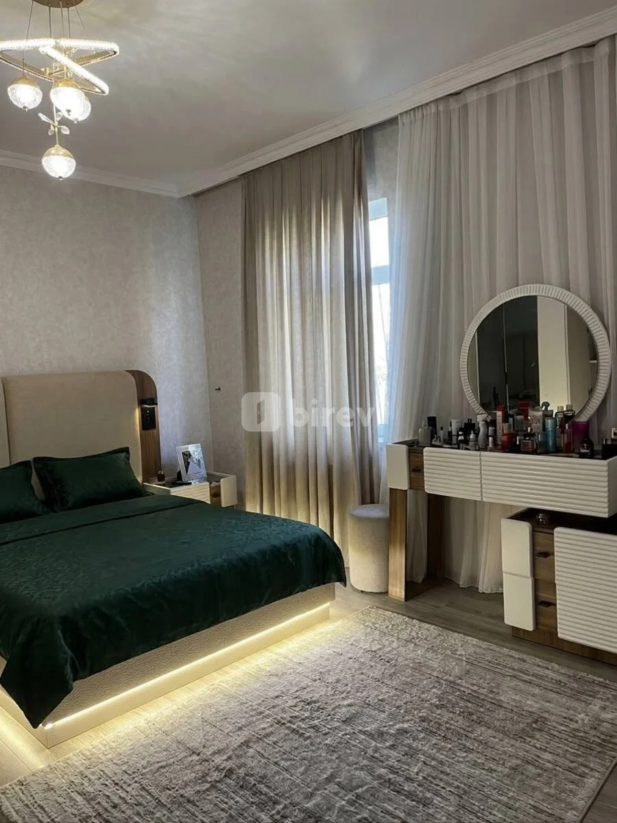 4 otaqlı həyət evi, Xırdalan q., Hacı Zeynalabdin Tağıyev küç., Abşeron rayonu — şəkil 1