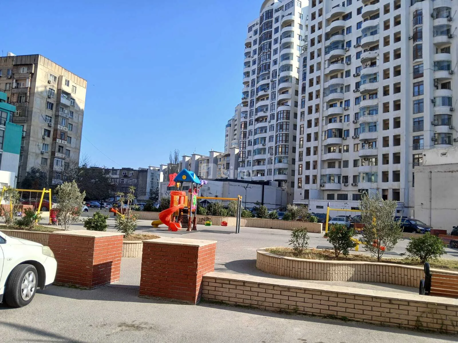 3 otaqlı mənzil, Nəsimi rayonu, Ak.H.Əliyev küçəsi., Bakı şəhəri — şəkil 2