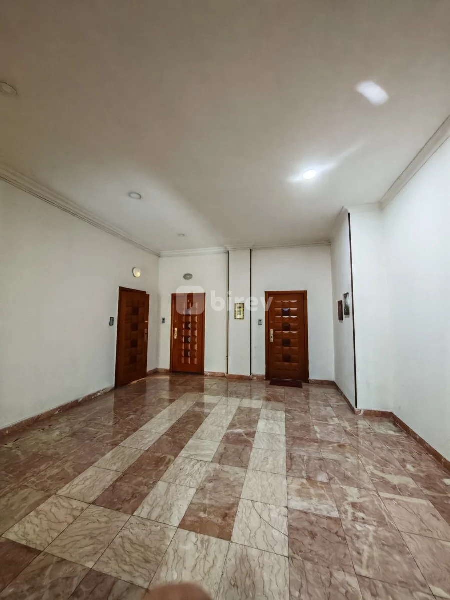 3 otaqlı mənzil, Səbail rayonu, Fəvvarələr meydanı, Bakı şəhəri — şəkil 4