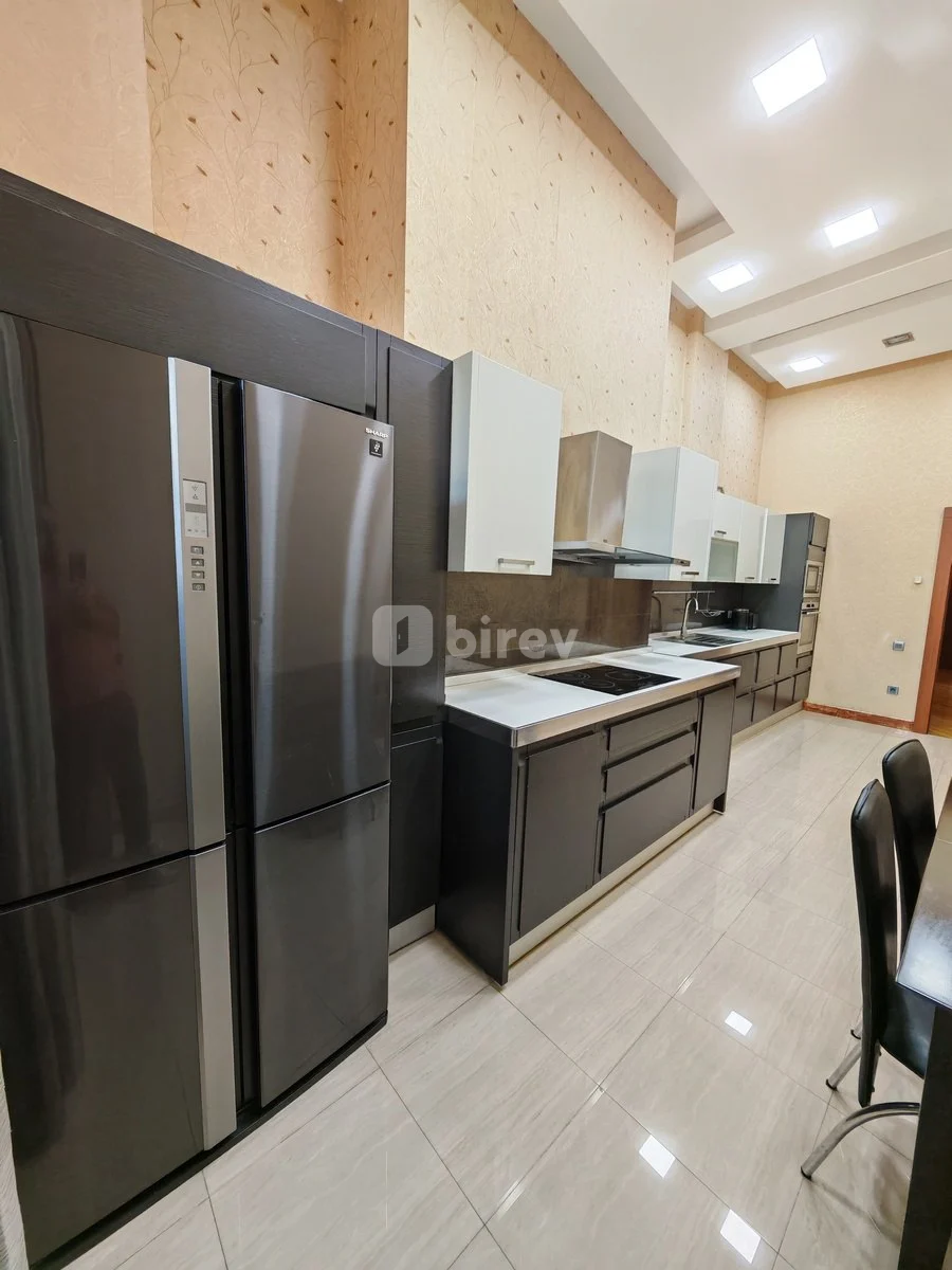 3 otaqlı mənzil, Səbail rayonu, Fəvvarələr meydanı, Bakı şəhəri — şəkil 15