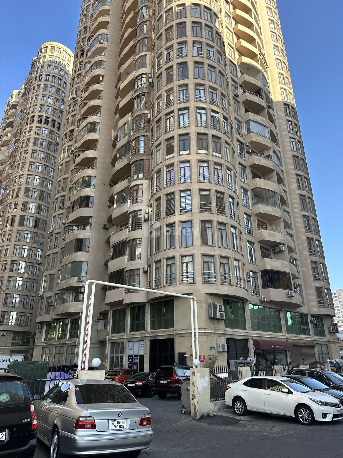 Obyekt, Ağ şəhər q., Fəzail bayramov1156, Xətai rayonu — şəkil 1