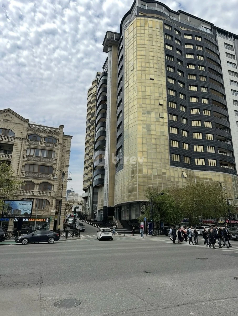 Ofis, Yasamal rayonu, Şixəli Qurbanov küç., Bakı şəhəri — şəkil 1