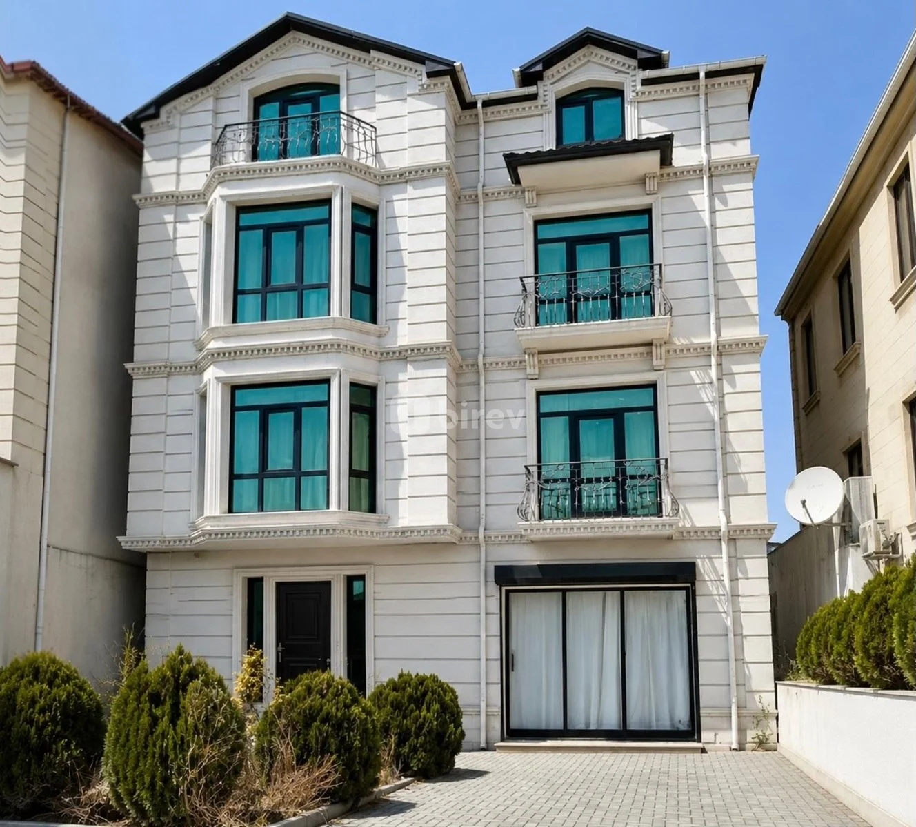 8 otaqlı həyət evi, Badamdar q., Badamdar qəsəbəsi., Səbail rayonu — şəkil 1