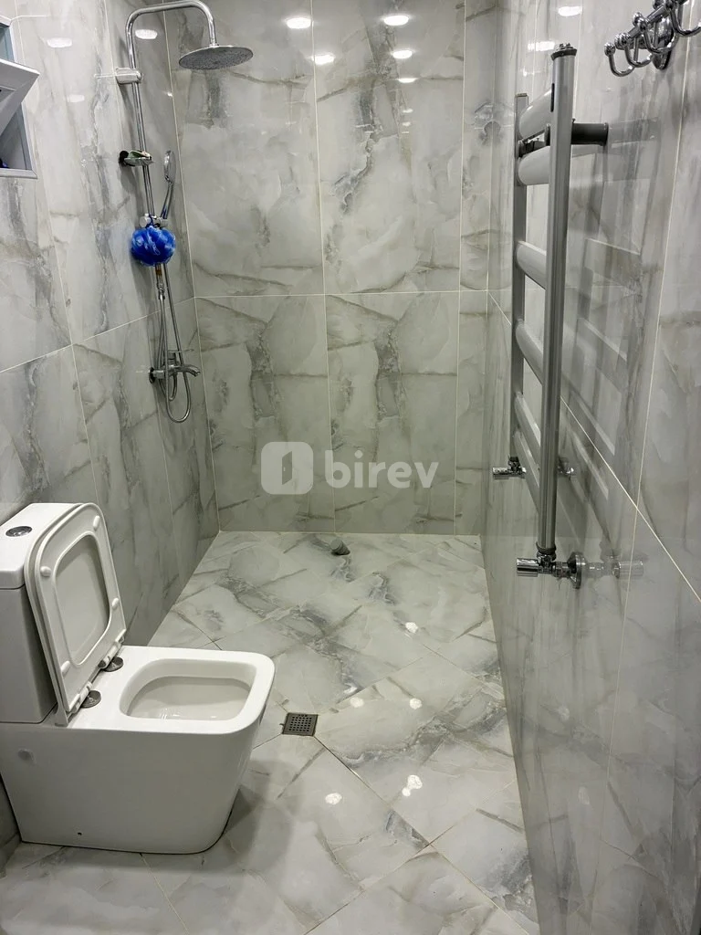 8 otaqlı həyət evi, Badamdar q., Badamdar qəsəbəsi., Səbail rayonu — şəkil 14
