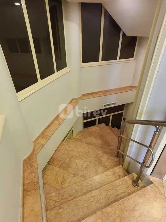 Ofis, Səbail rayonu, 6-cı Böyük Qala döngəsi., Bakı şəhəri — şəkil 5