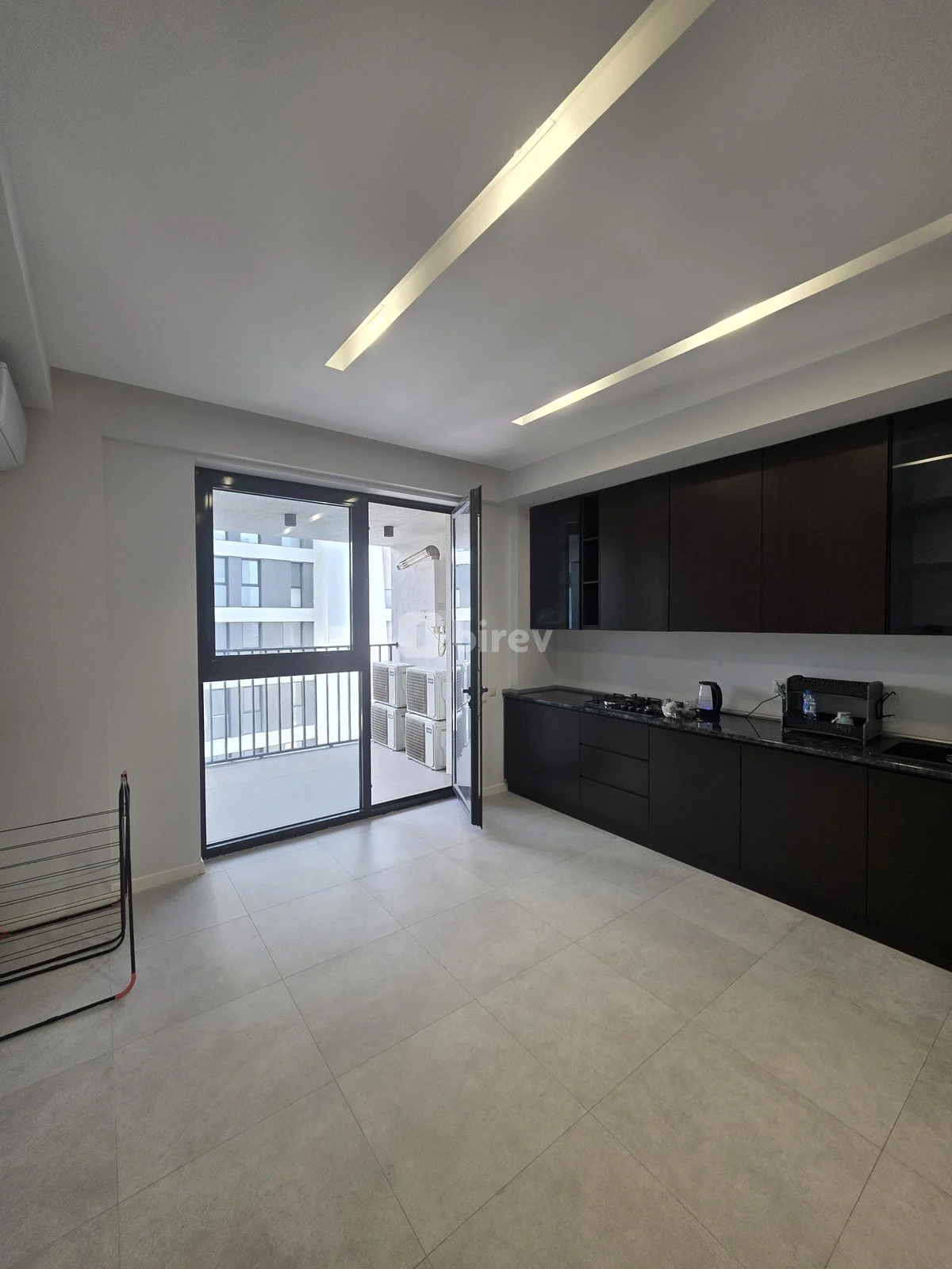3 otaqlı mənzil, Bayıl q., Bayıl qəsəbəsi, Səbail rayonu — şəkil 10