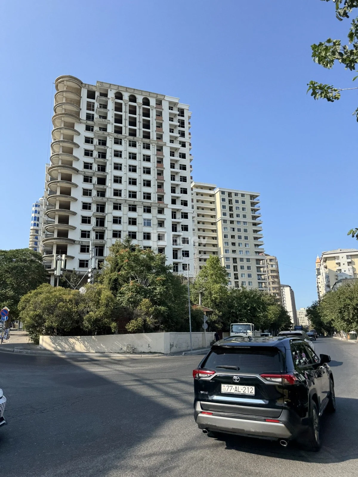 4 otaqlı mənzil, Nərimanov rayonu, 28 May küç., Bakı şəhəri — şəkil 1