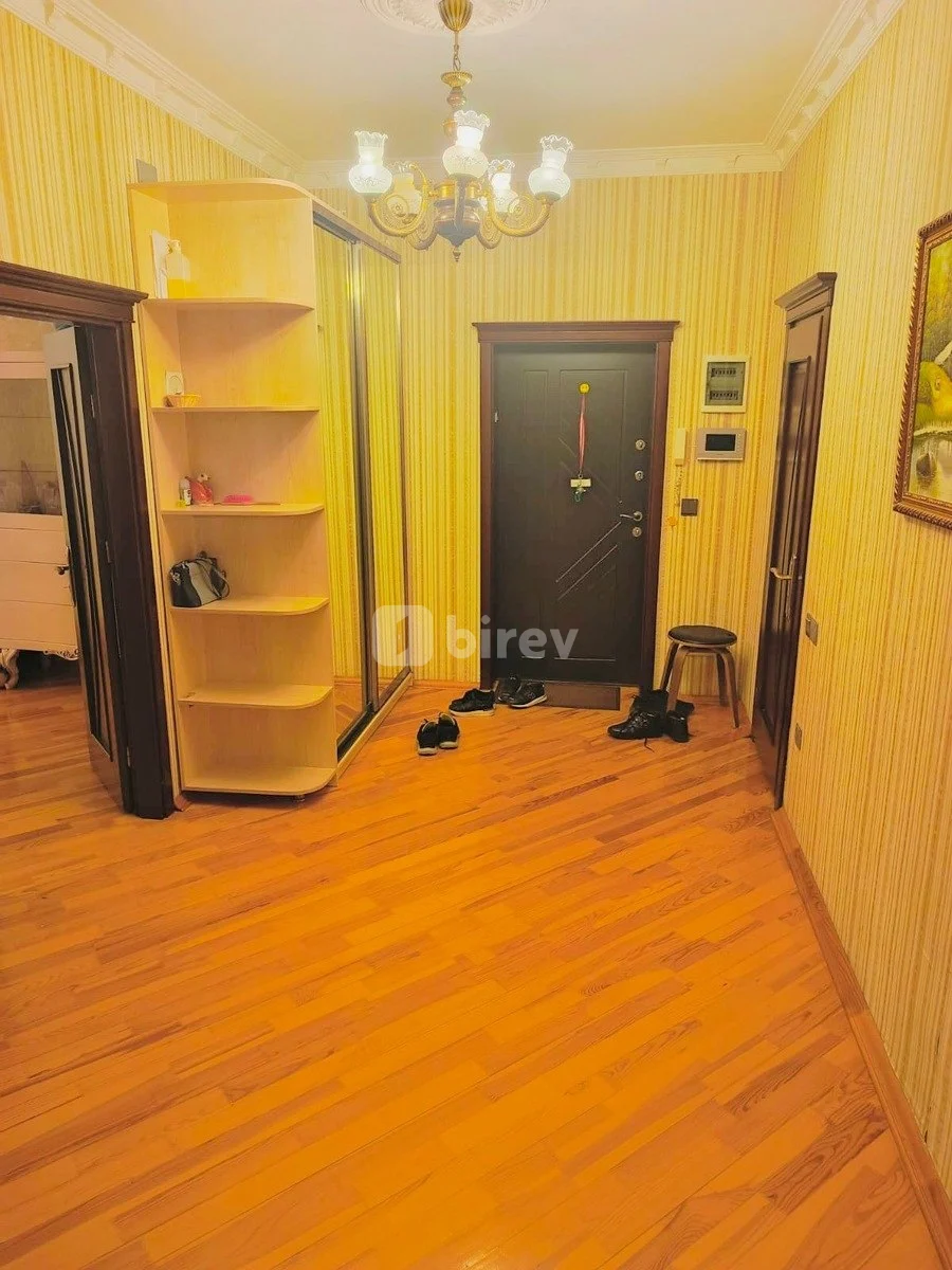 3 otaqlı mənzil, 8-ci kilometr q., Elşən Süleymanov küçəsi 137A, Nizami rayonu — şəkil 1