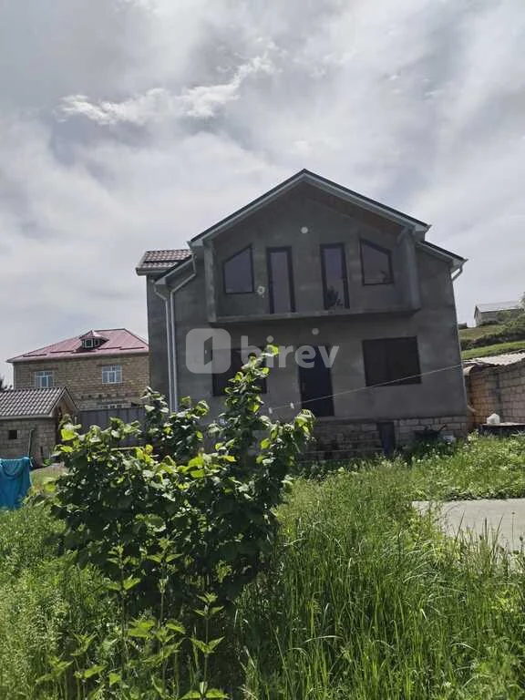 6 otaqlı həyət evi, Hil, Hil kəndi, Qusar rayonu — şəkil 1