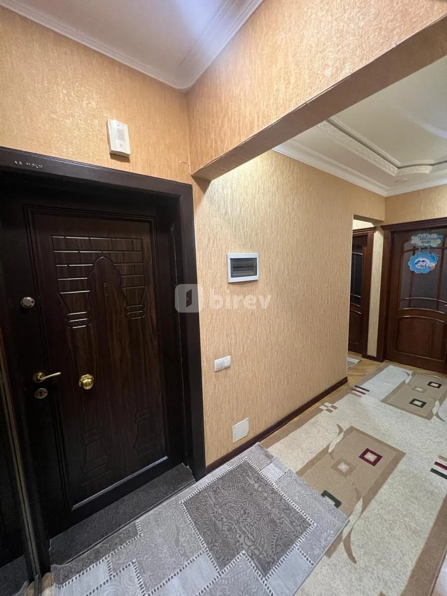 4 otaqlı mənzil, Bakıxanov q., Bakixanov qəsəbəsi, Sabunçu rayonu — şəkil 1