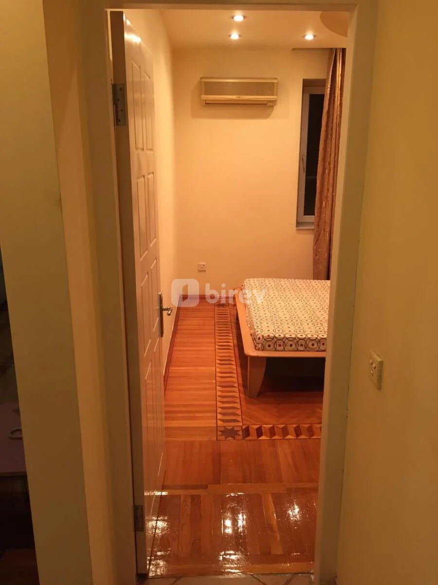 2 otaqlı mənzil, Bayıl q., Neftçilər prospekti, Səbail rayonu — şəkil 6
