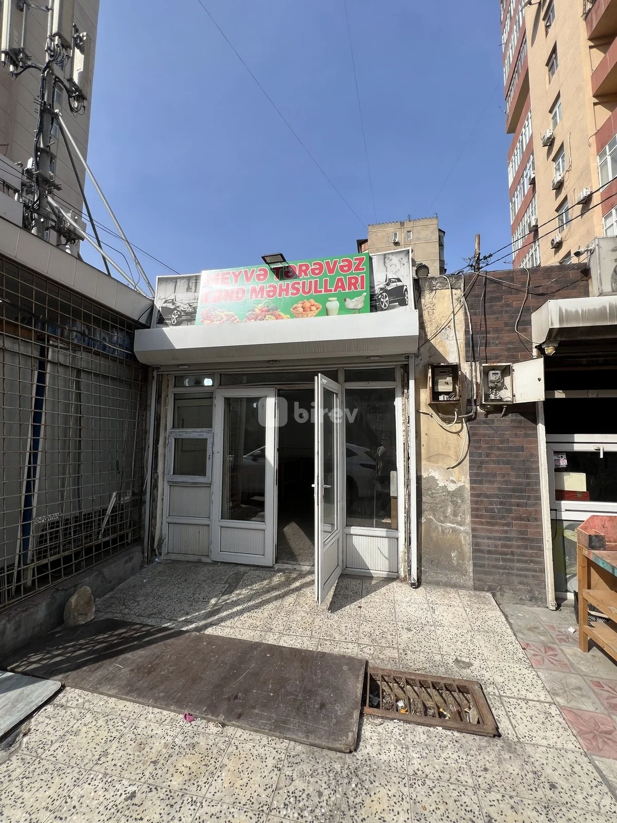 Qaraj, 9-cu mikrorayon, Mir Cəlal küçəsi, Binəqədi rayonu — şəkil 1