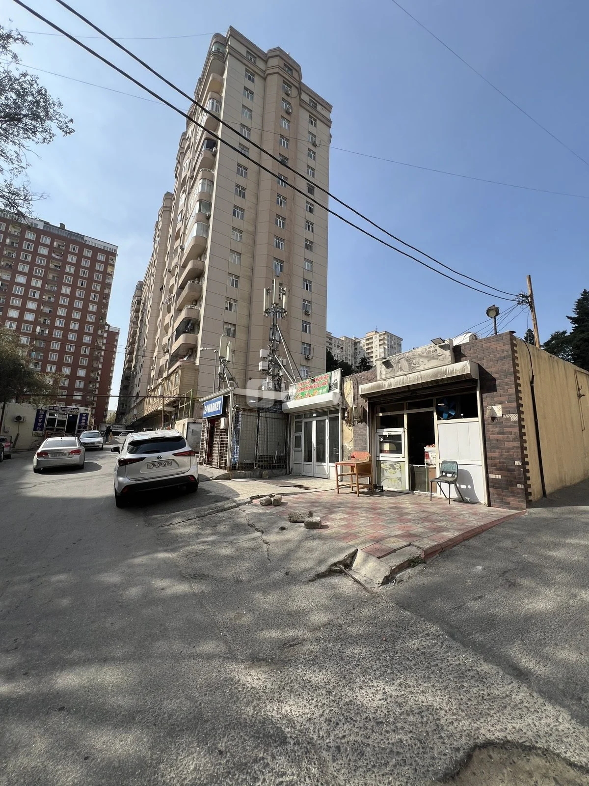 Qaraj, 9-cu mikrorayon, Mir Cəlal küçəsi, Binəqədi rayonu — şəkil 2