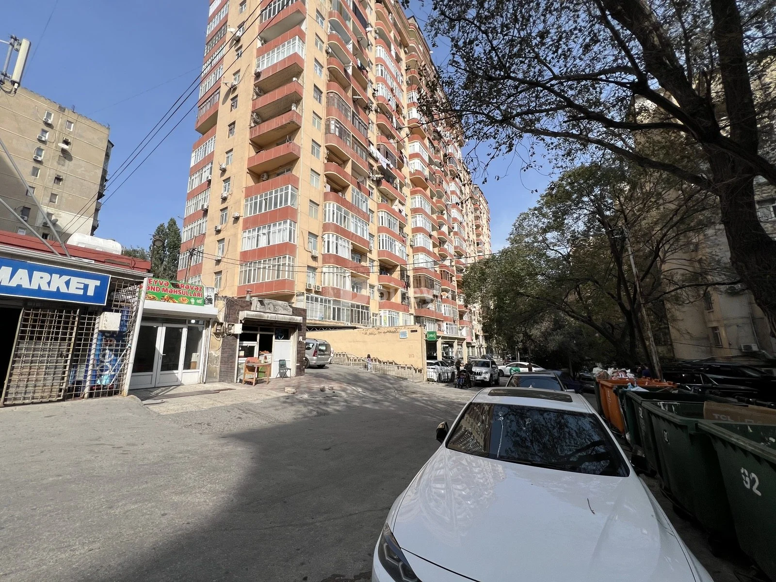 Qaraj, 9-cu mikrorayon, Mir Cəlal küçəsi, Binəqədi rayonu — şəkil 5