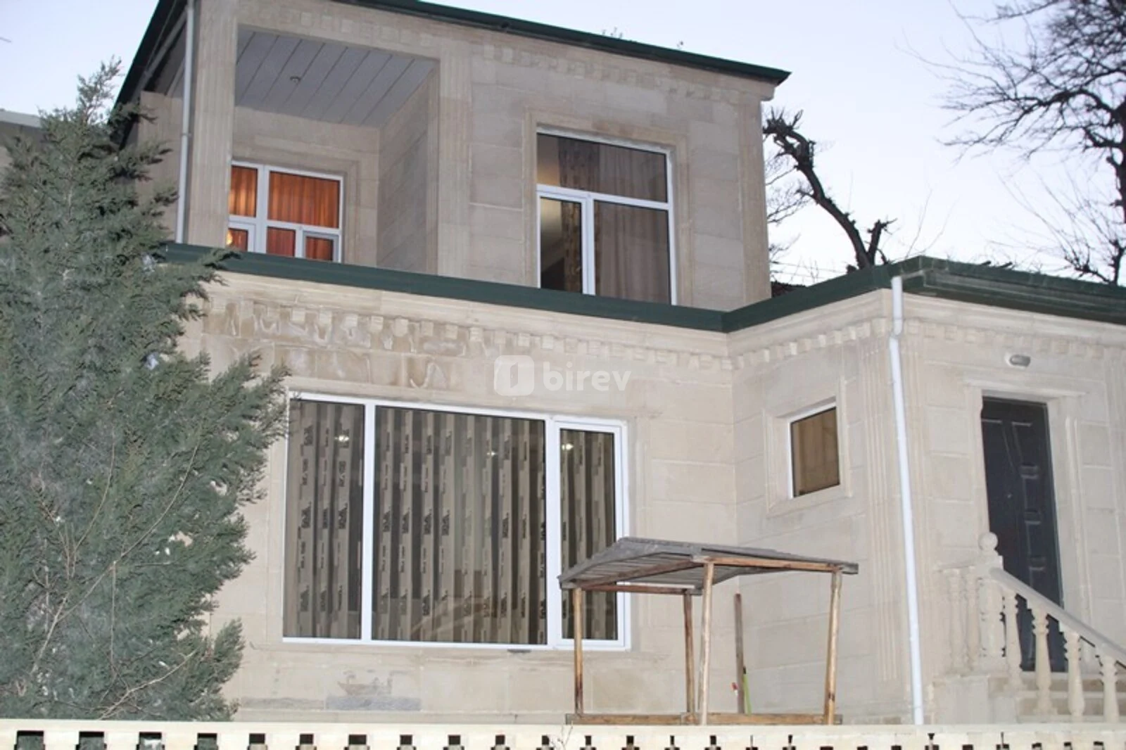 4 otaqlı həyət evi, Bayıl q., Aydın Məmmədov 72, Səbail rayonu — şəkil 1