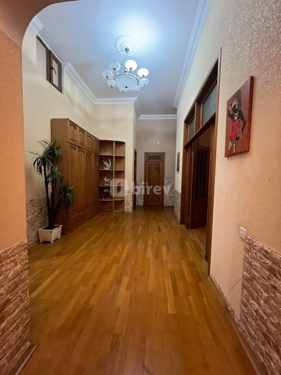 8 otaqlı həyət evi, Badamdar q., Enver Qasımzadə küç. 72, Səbail rayonu — şəkil 6