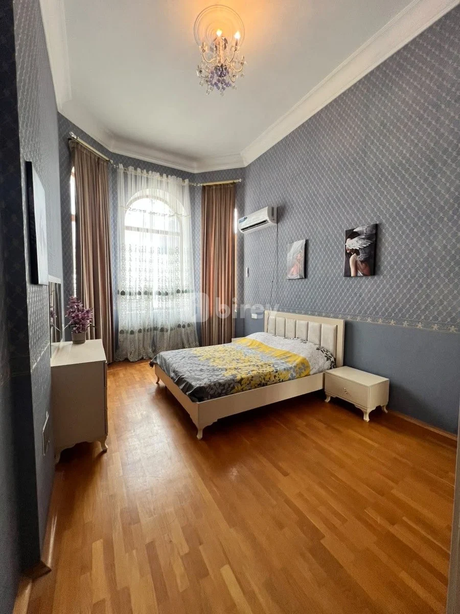 8 otaqlı həyət evi, Badamdar q., Enver Qasımzadə küç. 72, Səbail rayonu — şəkil 11