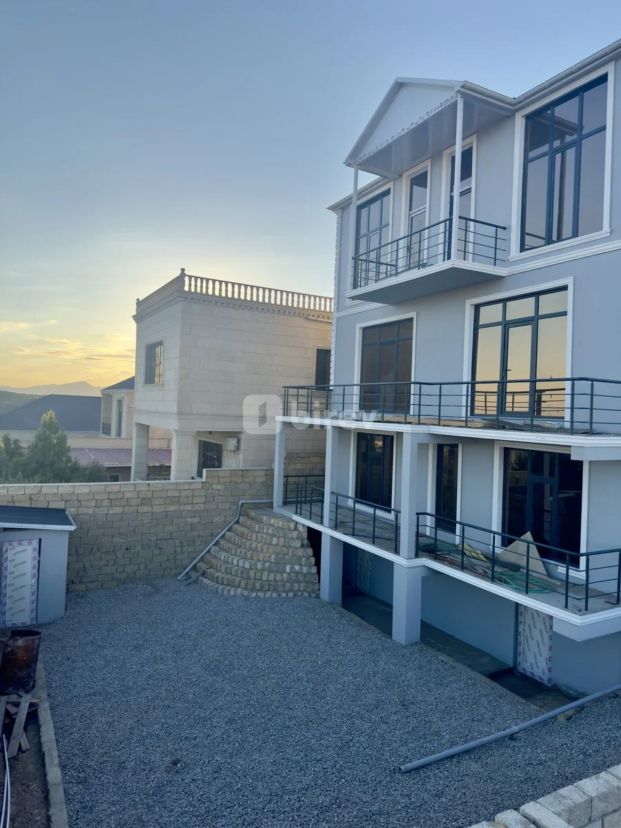 10 otaqlı həyət evi, Şıxov q., Şıxov qəs, Səbail rayonu — şəkil 3
