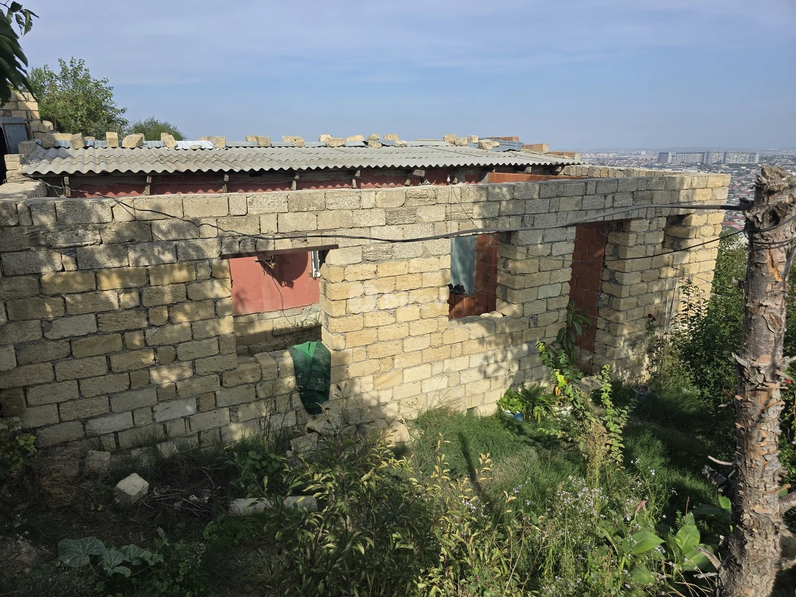 3 otaqlı həyət evi, Sulutəpə q., Tuğay küçəsi, Binəqədi rayonu — şəkil 1