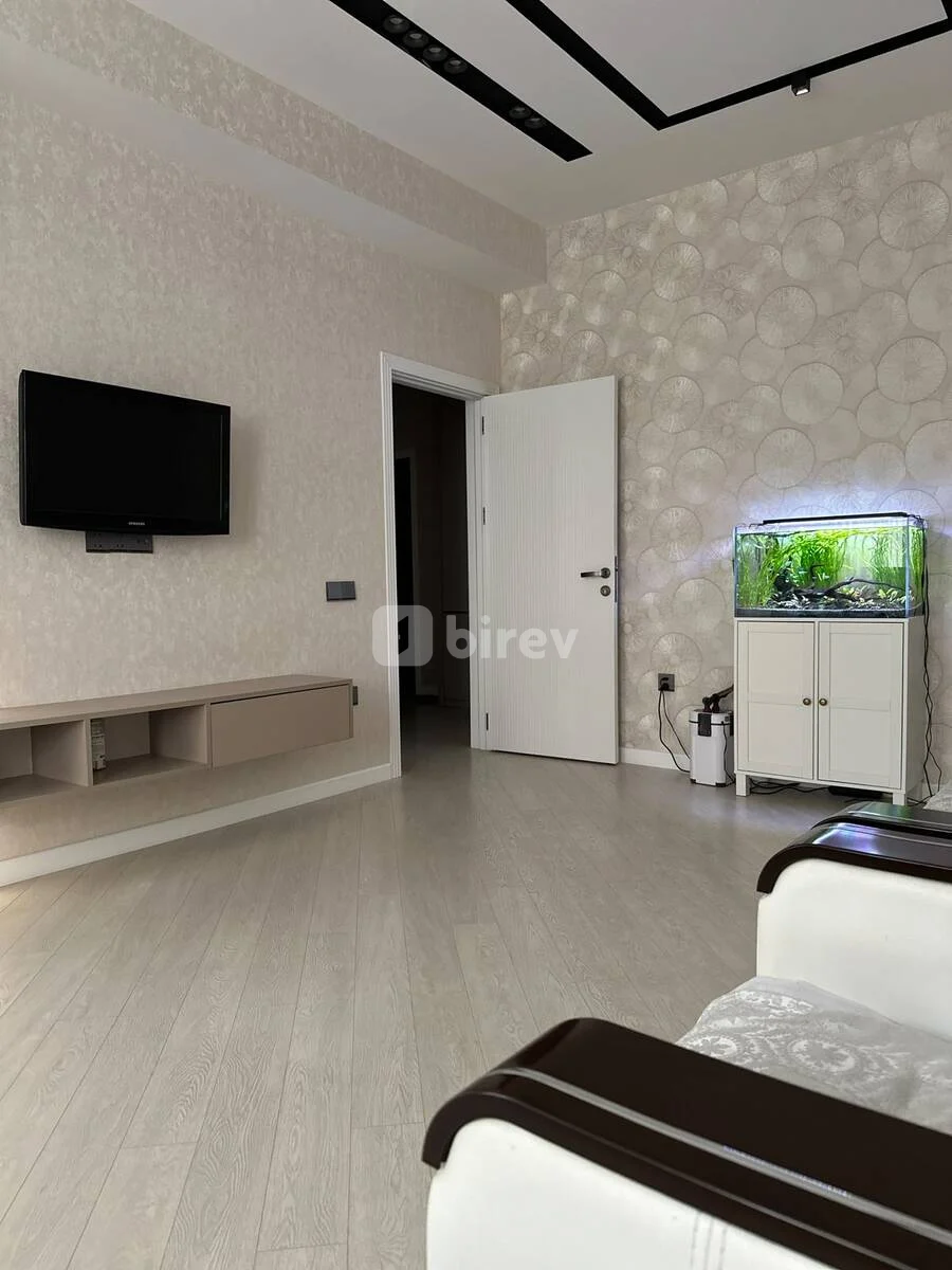 2 otaqlı mənzil, Nəsimi rayonu, Hüseyinqulu Sarabiski küçəsi, giriş 6, M5,m8, Bakı şəhəri — şəkil 4