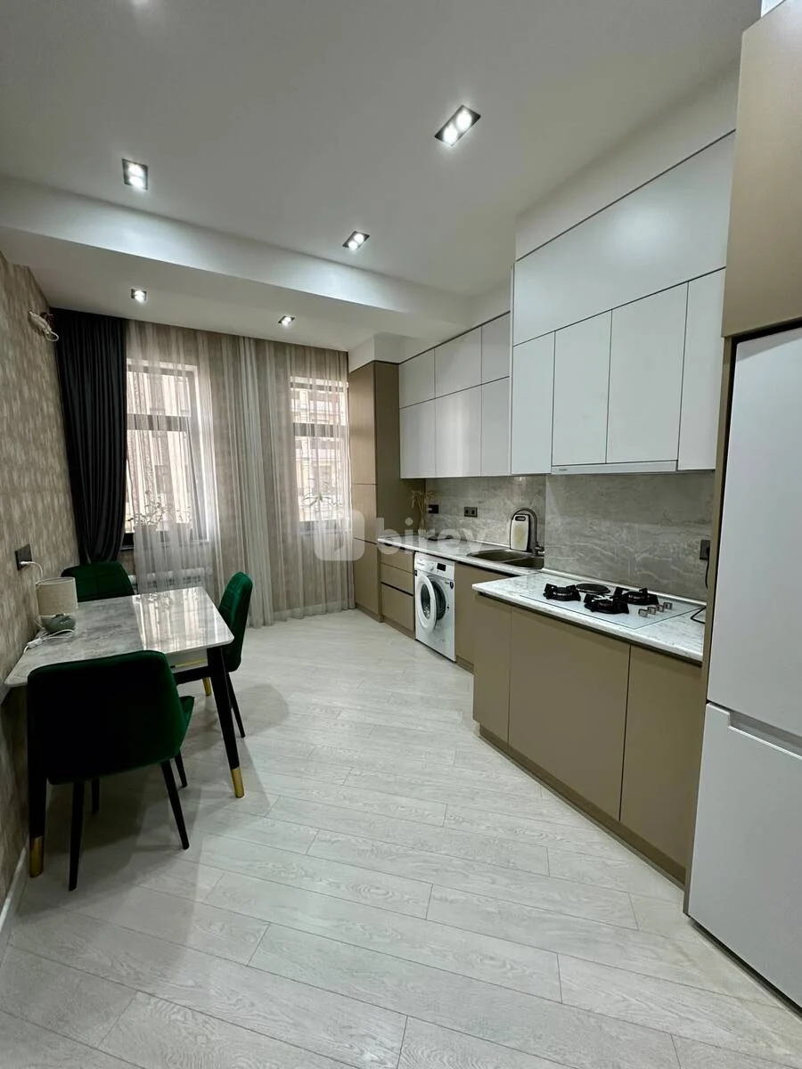 2 otaqlı mənzil, Nəsimi rayonu, Hüseyinqulu Sarabiski küçəsi, giriş 6, M5,m8, Bakı şəhəri — şəkil 10
